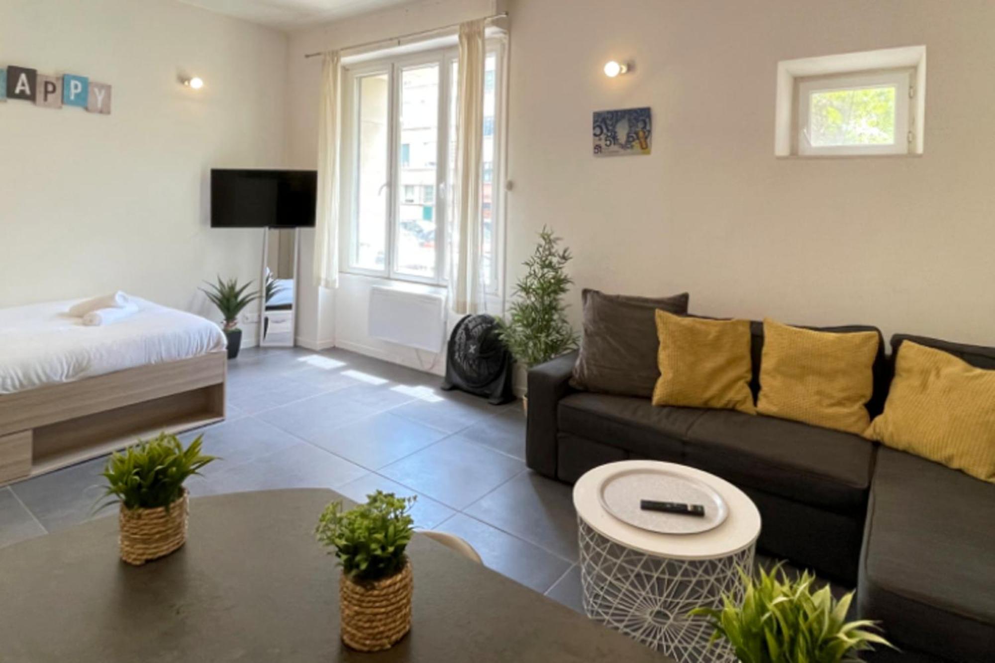 Ferienwohnung Entre Le Vieux Port Et Le Panier Marseilles Exterior foto